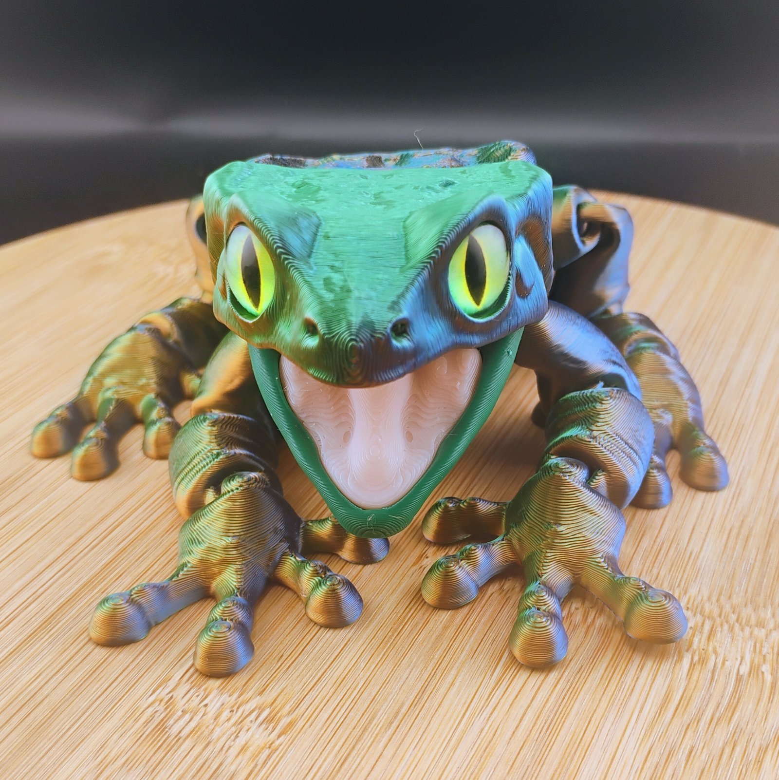 Golden Oasis Frog - Image 6